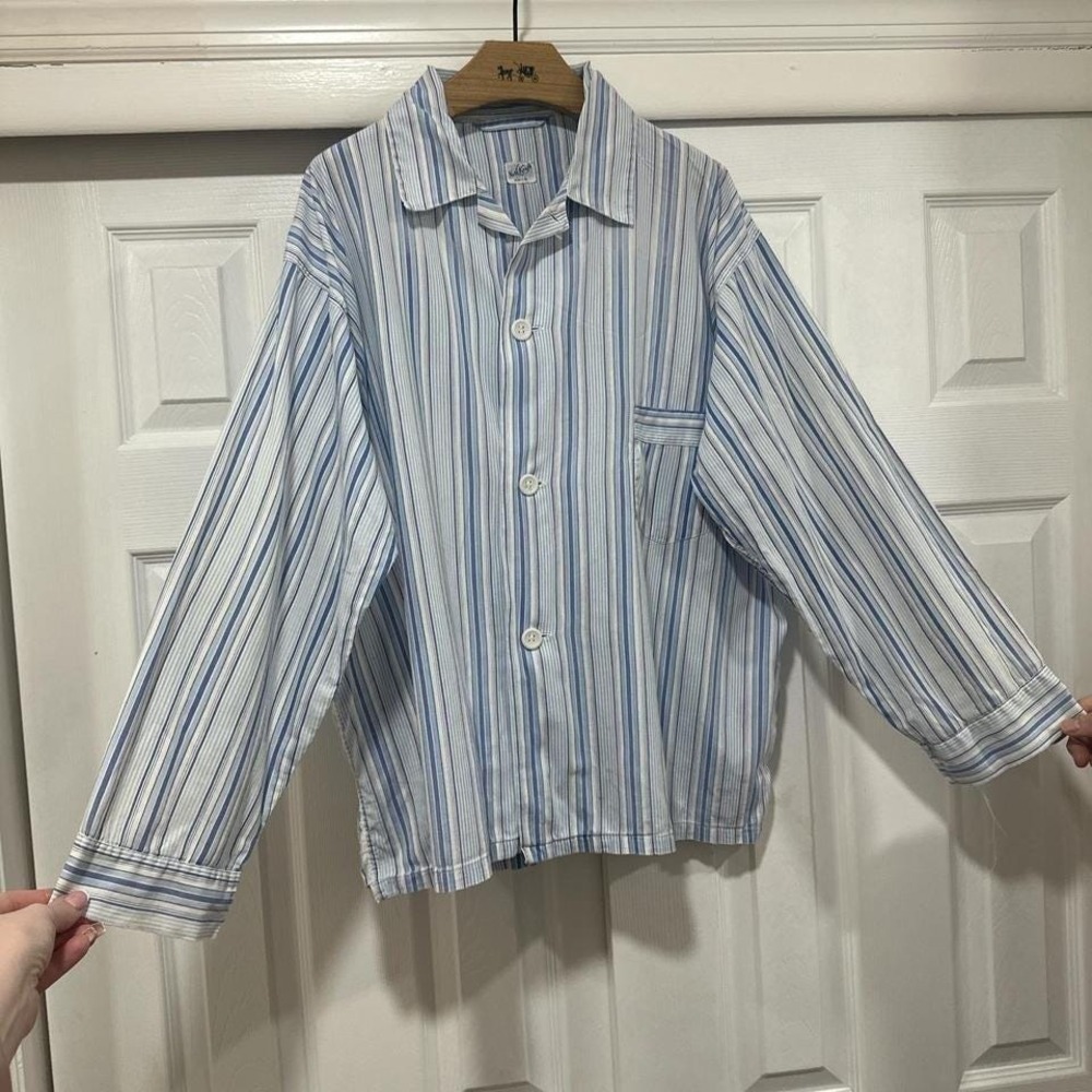 Nite Kraft Vintage 1940s Blue & white striped long sleeve button up top - Picture 6 of 8